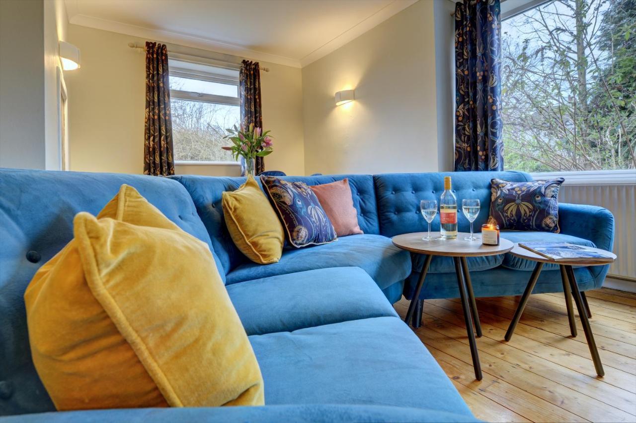 Kist Accommodates - Stylish Headingley Apartment - Parking - 500 Mps Wifi Meanwood 외부 사진
